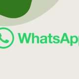 WhatsApp, si potrà aggiungere un messaggio ai contenuti inoltrati