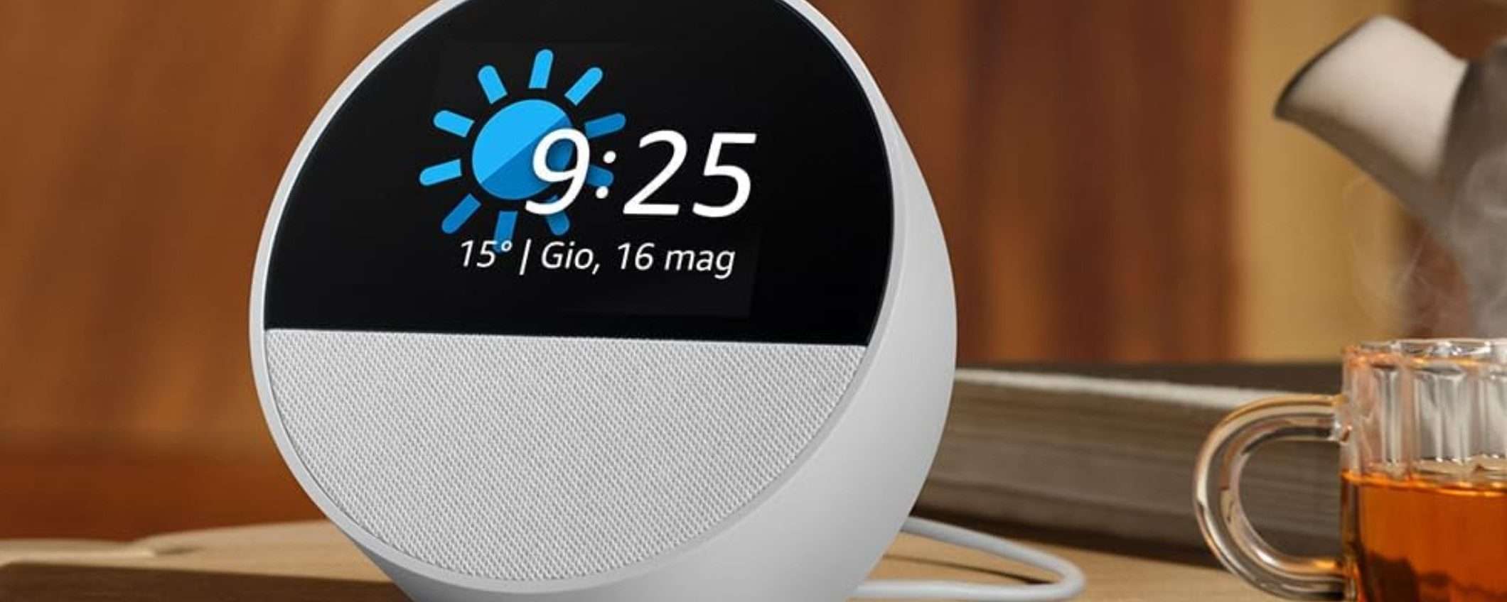 Amazon Echo Spot: la sveglia smart in offerta per Natale (anche a rate)