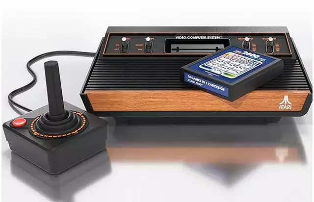 Il design di Atari 2600+