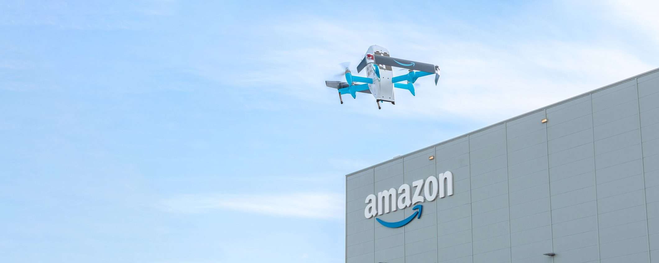 Il drone di Amazon per le consegne vola in Abruzzo