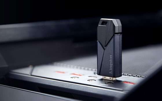 Pendrive Kingston da 128 GB a 10€: l'offerta di Natale