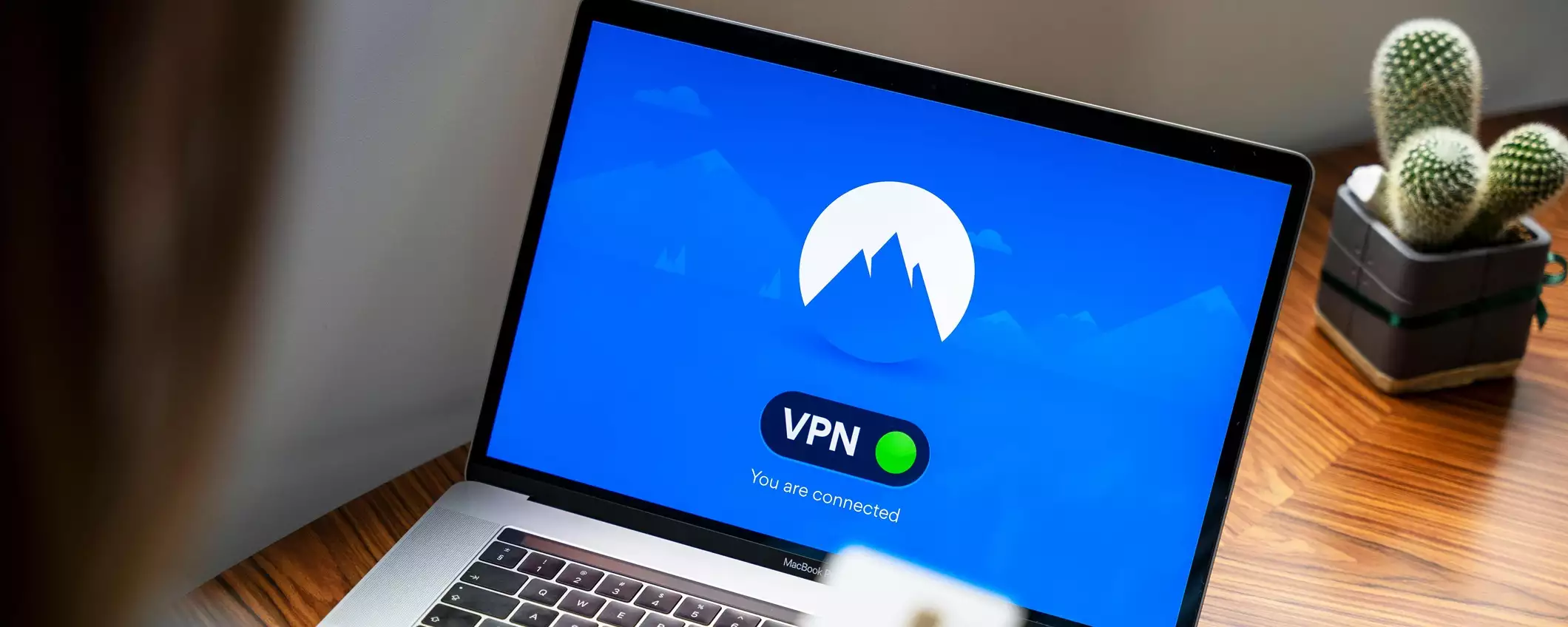 Risparmia il 74% sui piani NordVPN per una sicurezza online totale