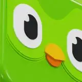 Duolingo: videochiamate AI e boom di iscrizioni (fuga da TikTok)