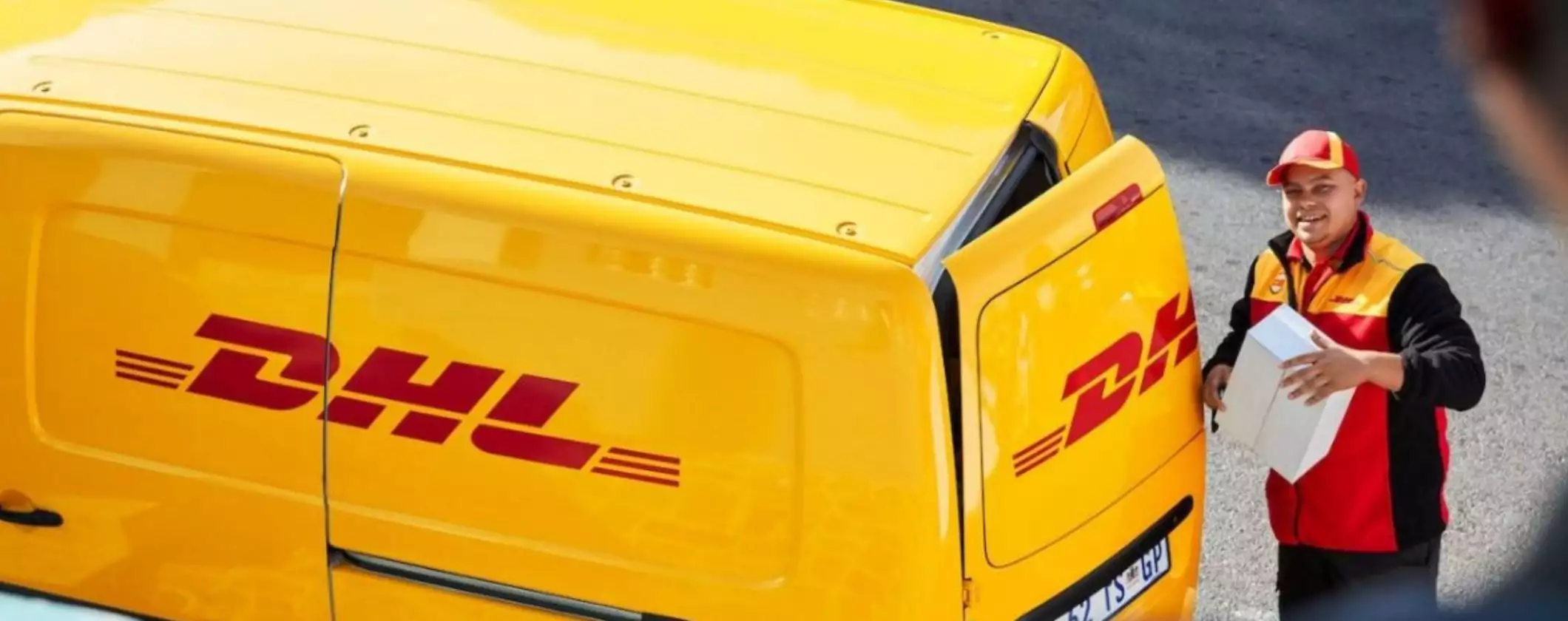 Nuova campagna phishing con false email DHL