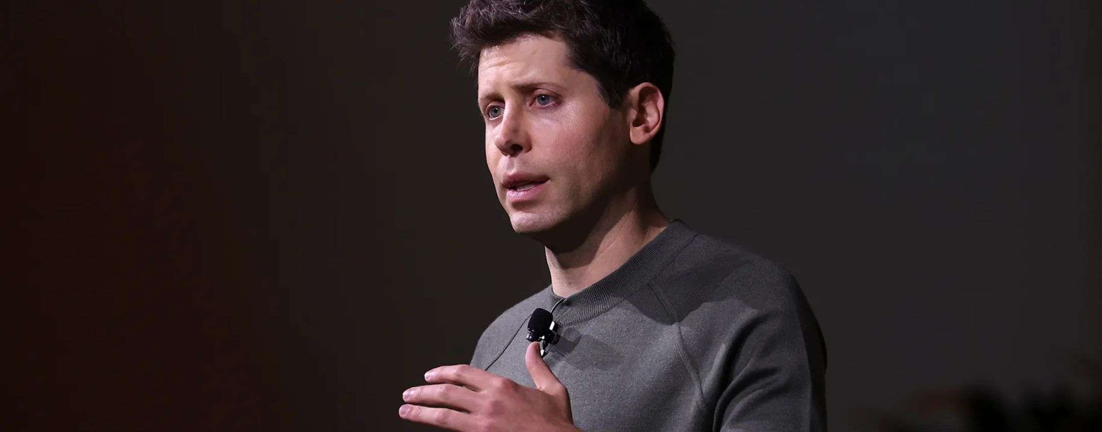 Sam Altman frena sull’AGI: sono solo voci, arriverà l’agente AI