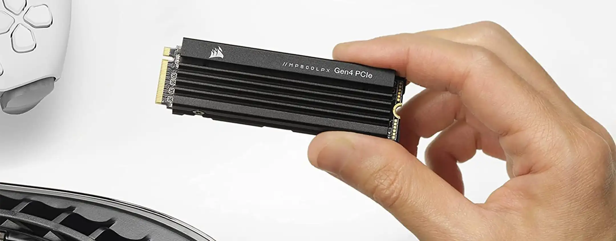 SSD 2 TB per PC e PS5 (7100 MB/s): prezzo crollato per Corsair